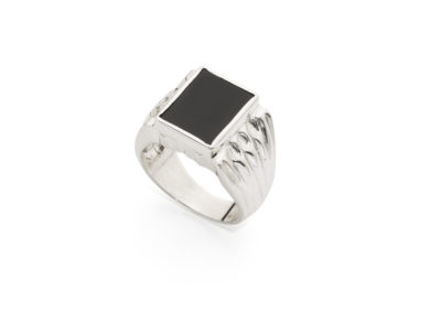 Ring mit Onyx